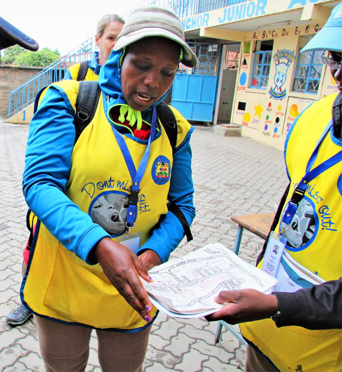 women eradicating polio