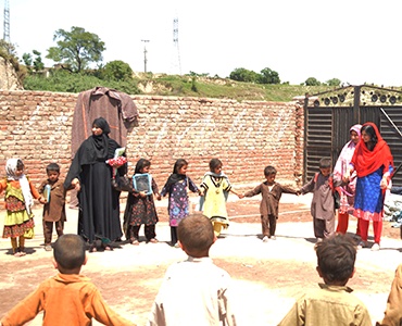 صف اول کے پولیو ورکرز پاکستان کو اس موذی مرض سے نجات کے لیے پرعزم 