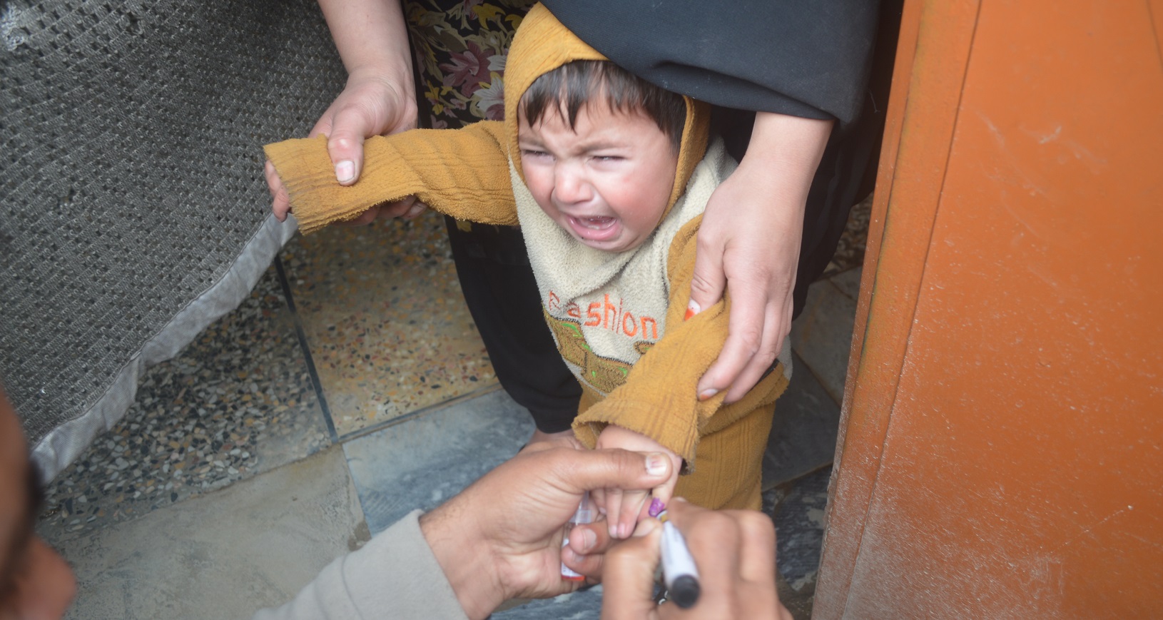 Polio free future for Pakistani Children nationwide immunisation campaign 2020